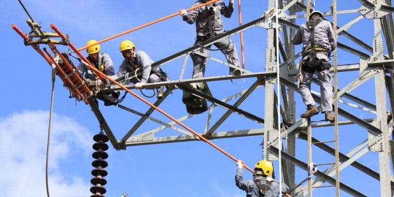 225 kV Power Transmission Line